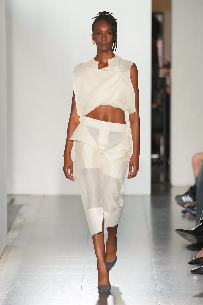 Fashion East 26SS002